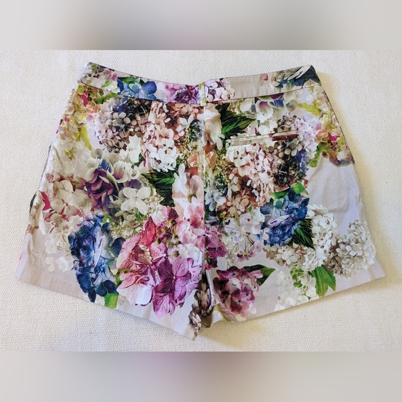 Topshop floral high waisted shorts size UK10, US 6 EU 38. - Picture 2 of 6